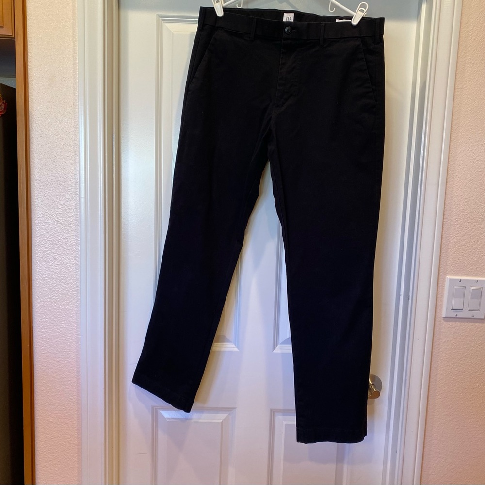 GAP Straight Fit Khakis - Picture 10 of 13